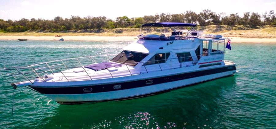 Budget bachelor party boat hire surfers paradise